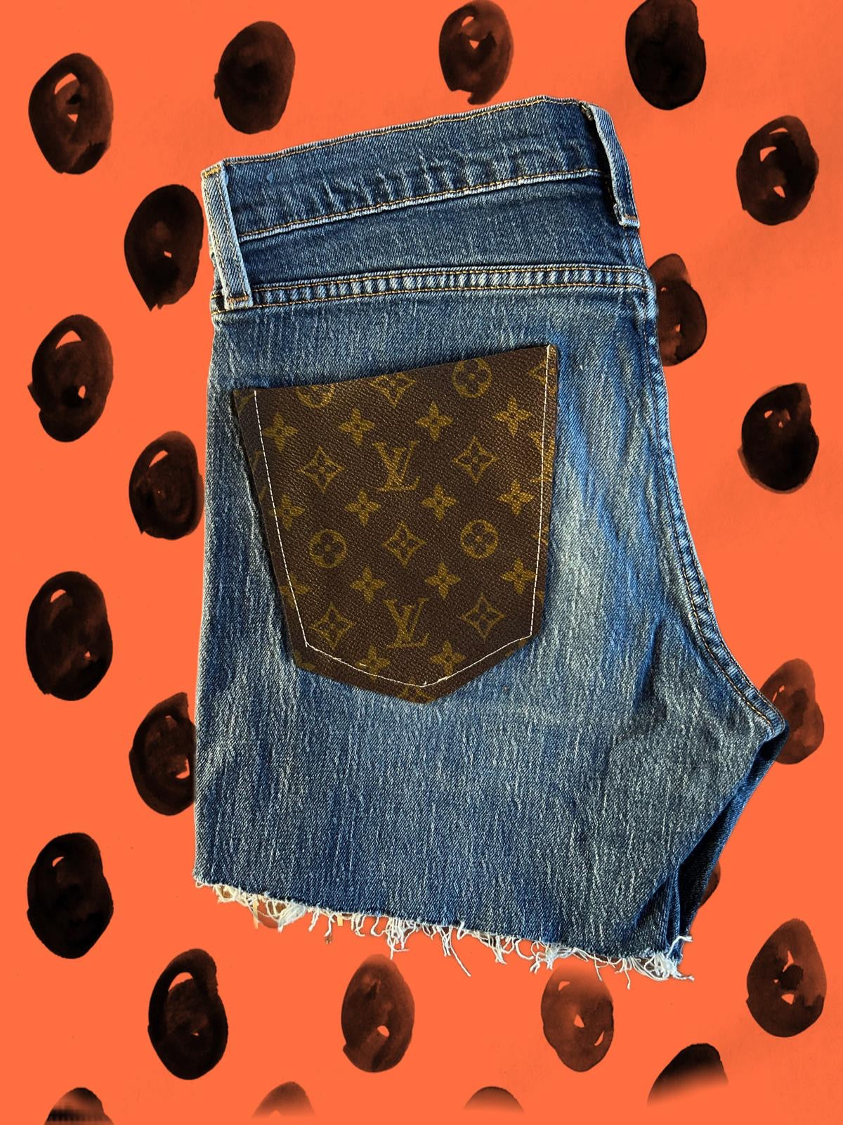 Shorts Levi’s rielaborato LV