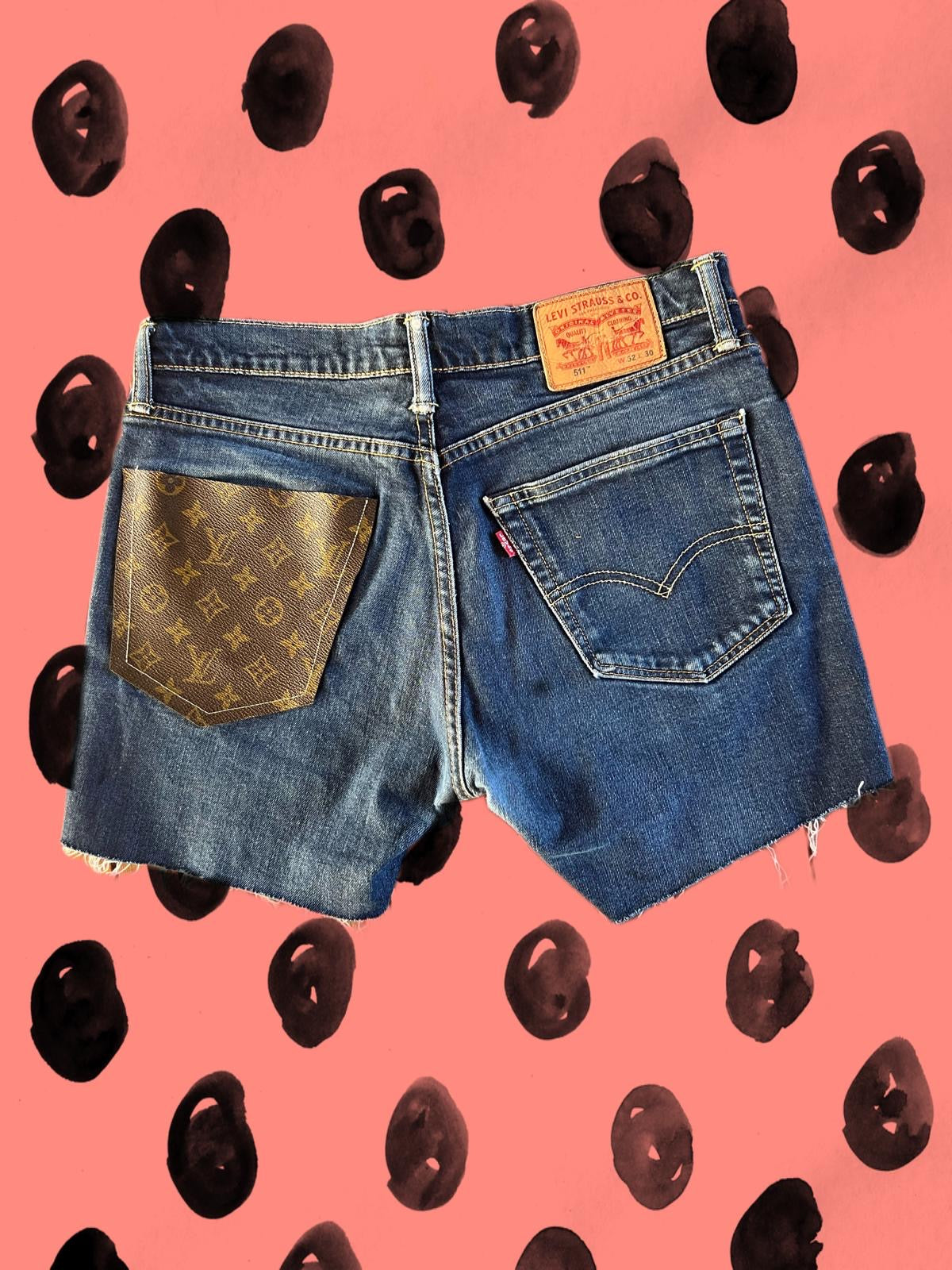 Shorts Levi’s rielaborato LV