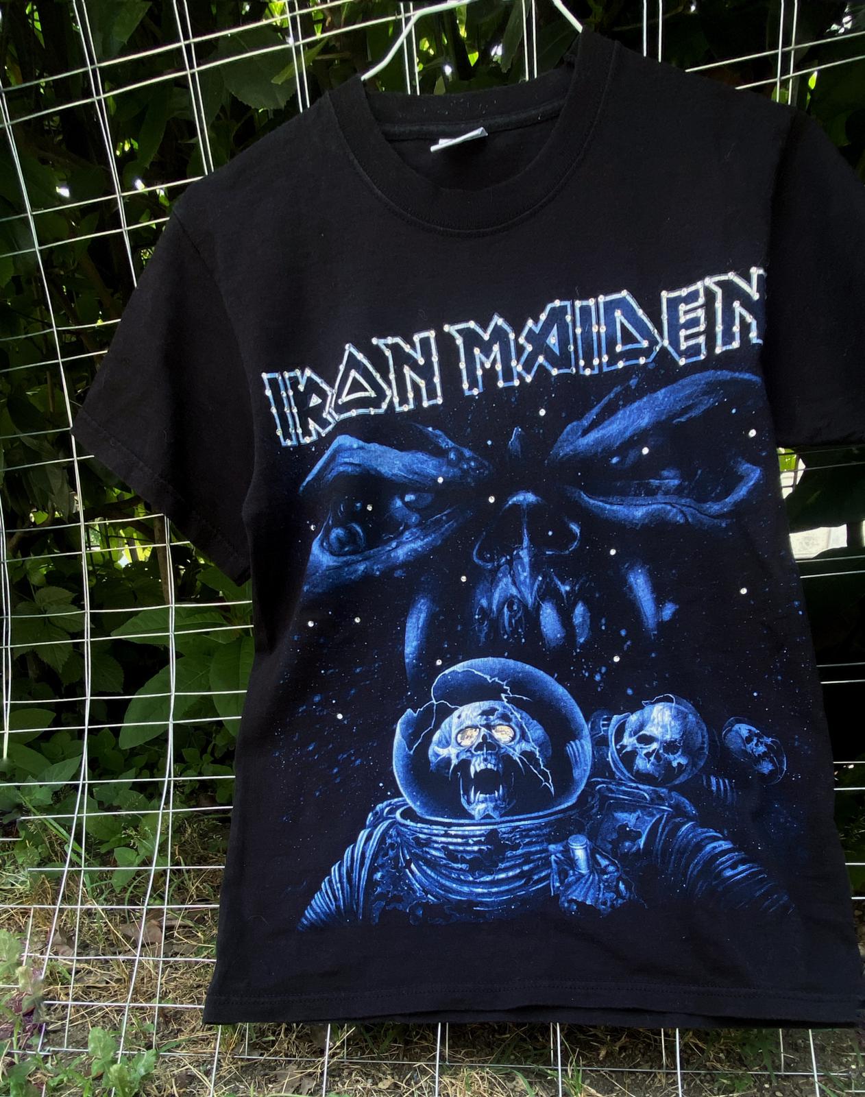 Maglia vintage Iron Maiden rielaborata