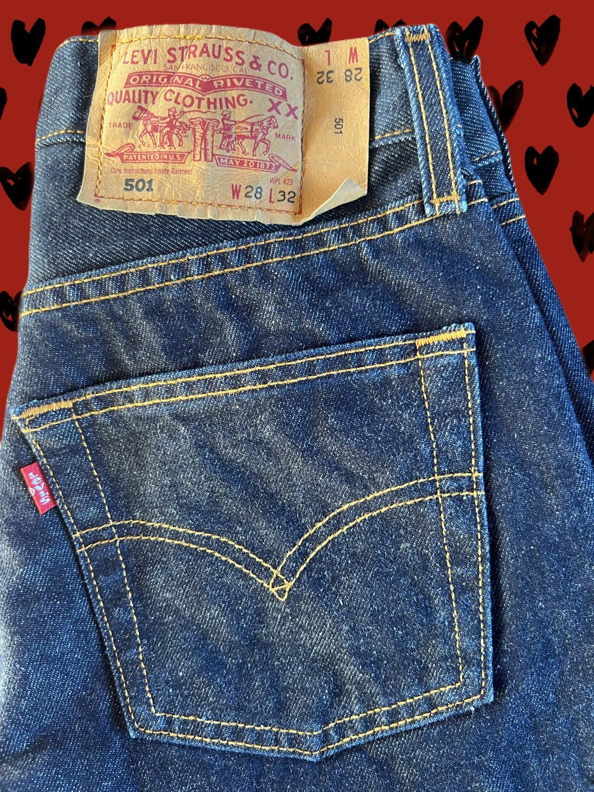 Shorts Levi’s rielaborato LV