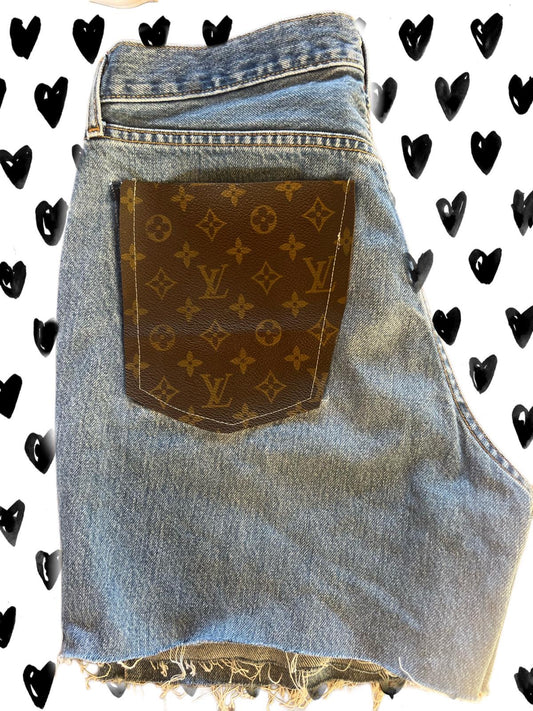 Shorts Levi’s rielaborato LV