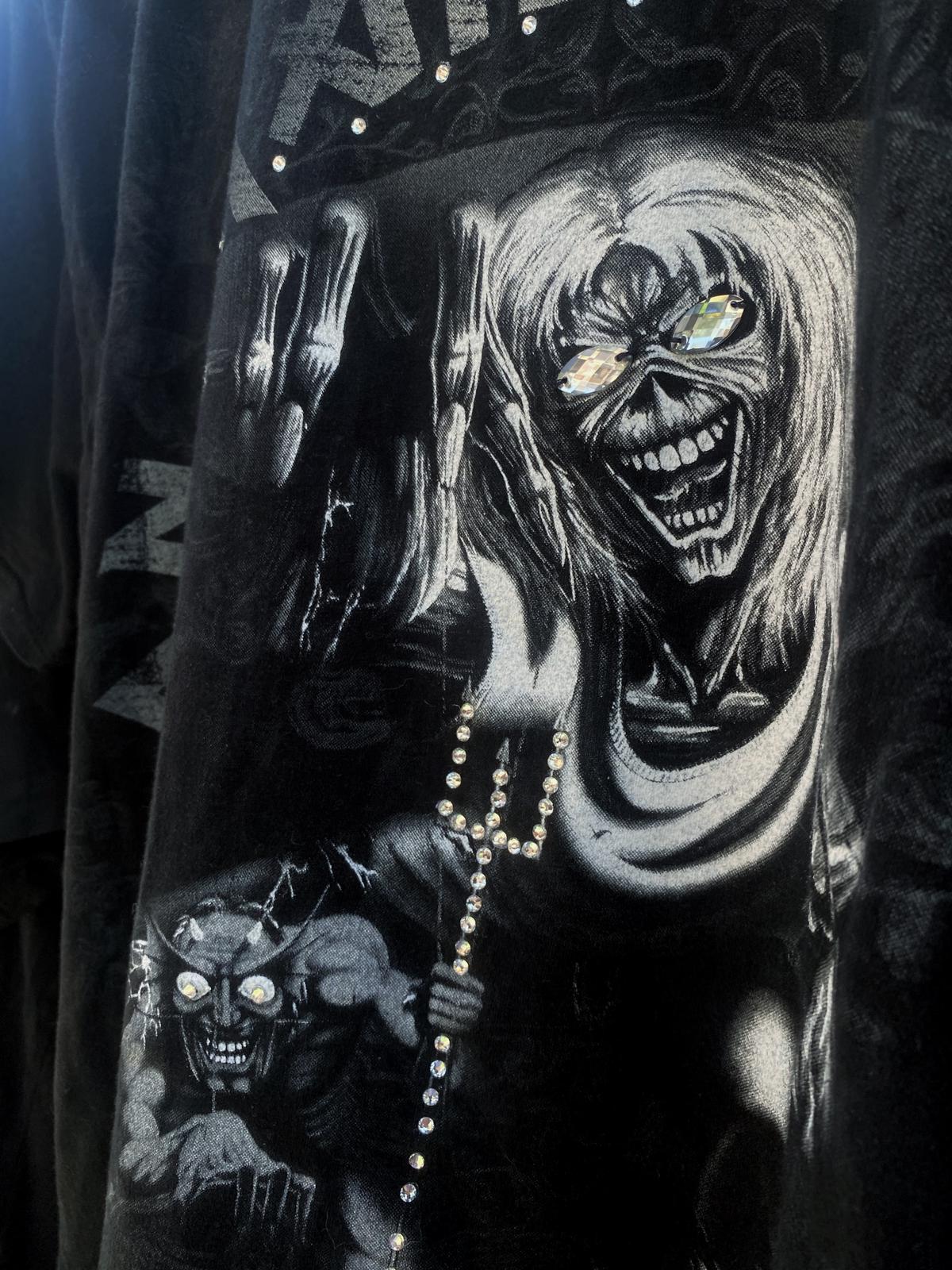 Maglia vintage Iron Maiden rielaborata